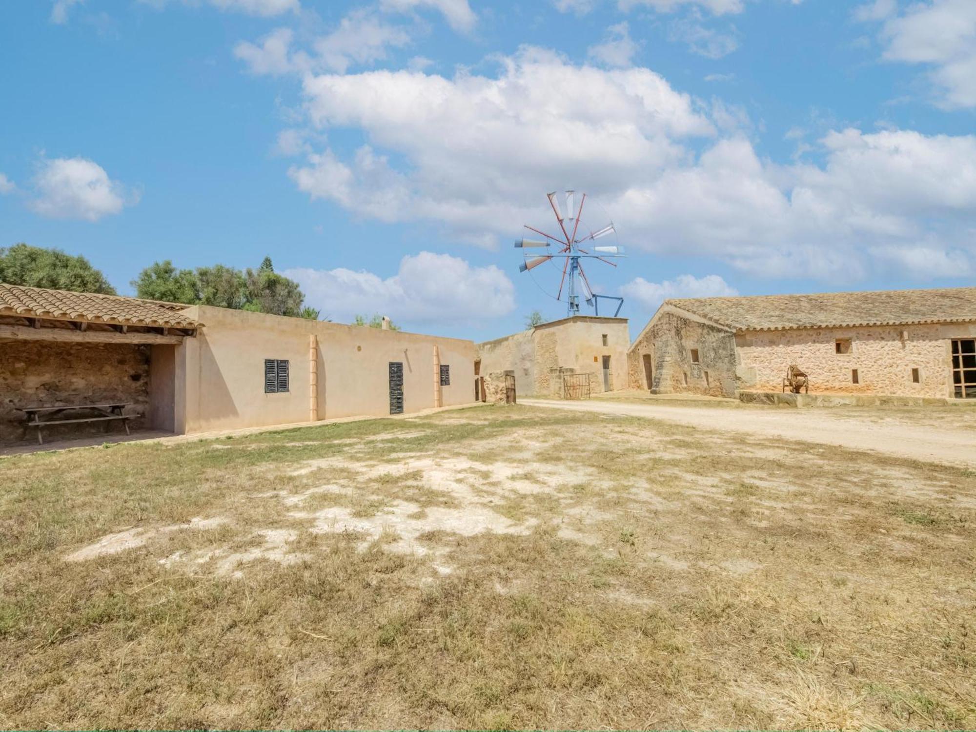 Possessio Sa Barrala Gallinero Campos  Exterior photo